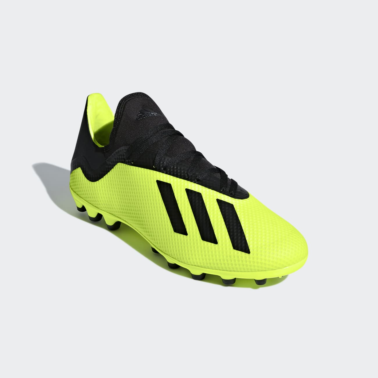 Adidas x shop 18.3 artificial grass